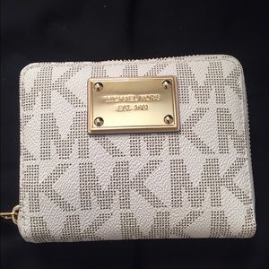 Michael Kors wallet