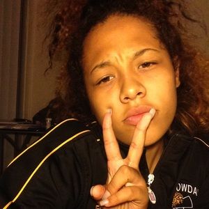 Meet your Posher, Ebony