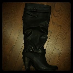Nellie black boots