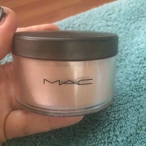 Mac golden bronzer