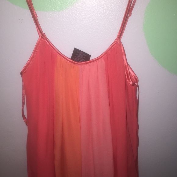 Too small - Picture 2 of 3