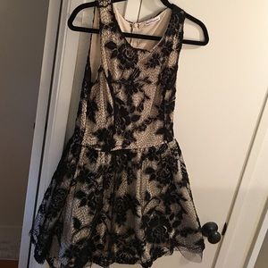 BEAUTIFUL lace dress