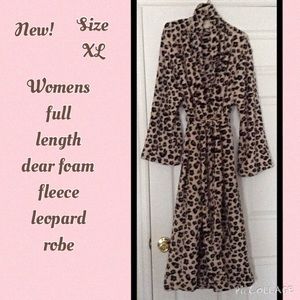 Dearfoams leopard fleece full length robe NEW