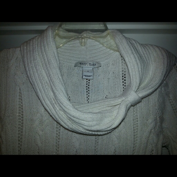 Sweater - Picture 2 of 2