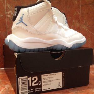 Jordan's Columbia 11's