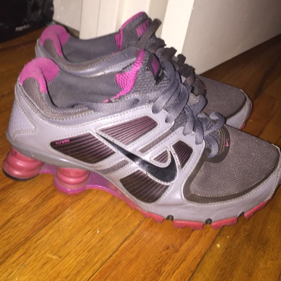Women's Nike Shox