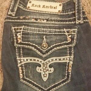 Blingy rock revivals size 32