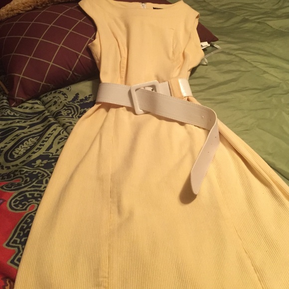 Pretty sleeveless dress