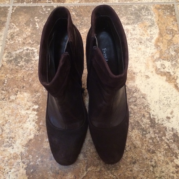 Faux suede/leather ankle boots with cuff size 6.5