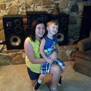 Meet your Posher, Jennifer