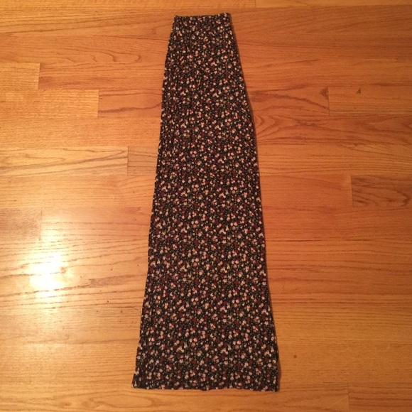 New floral palazzo pants - Picture 2 of 4