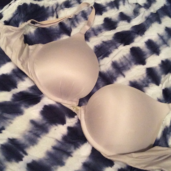 Victoria's Secret Plunge Bra in Lavender