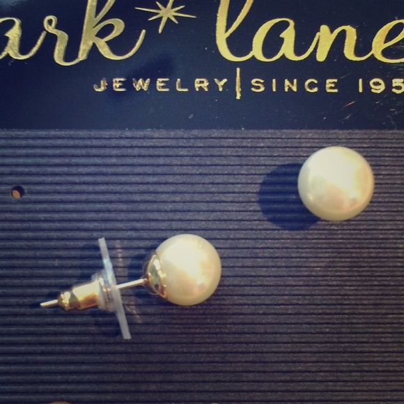 Park Lane Jewelry - Classic pearl earrings