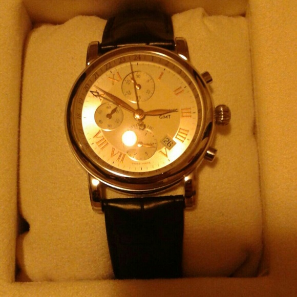 Mont Blanc GMT Meisterstuck chronograph watch main image 4