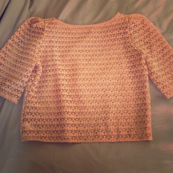 Nude color half sleeve top