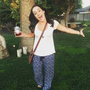 Meet your Posher, Monica