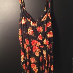 🎉FLASH SALE 🎉 CUTE FLOWER DRESS