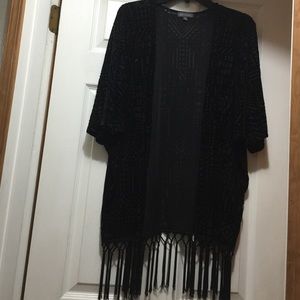 Nice Black Geometrical Design Cardigan Shell