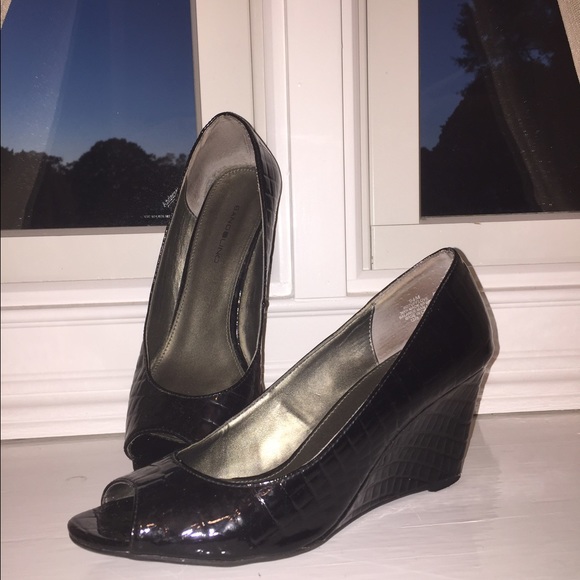 Bandolino Patent Leather Wedges