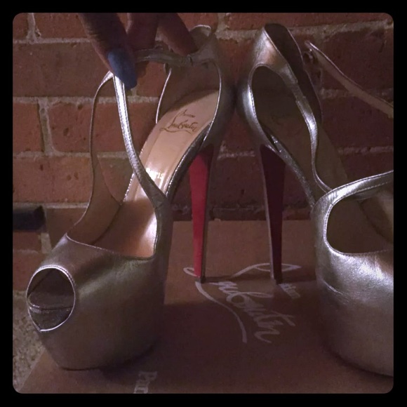 💯 Authentic Christian Louboutin Exagona 160mm