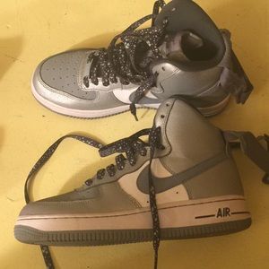 Nike Air Force 1 gym shoes