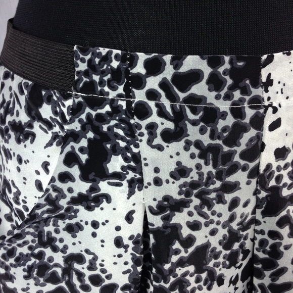 NWT Hanna & Gracie Skirt with POCKETS! - Picture 4 of 5