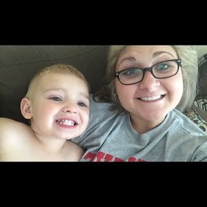 Meet your Posher, Hillary