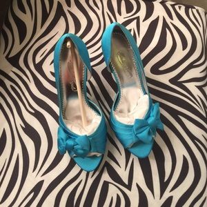 Maribelle Malibu heels