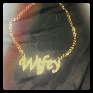 Wifey necklace