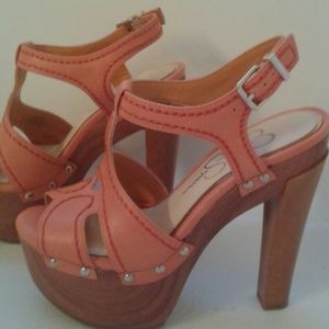 Jessica Simpson platforms