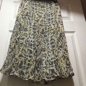 Pretty Pale Yellow & Gray Sheer Lined Skirt