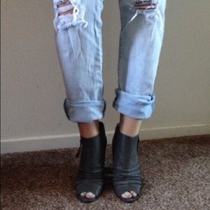 Sam & Libby 7M Peep Toe Booties