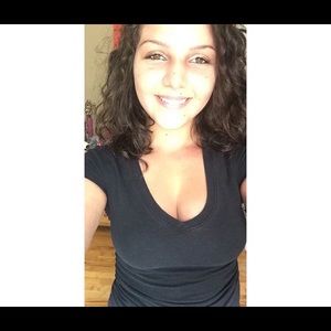 Meet your Posher, Aly