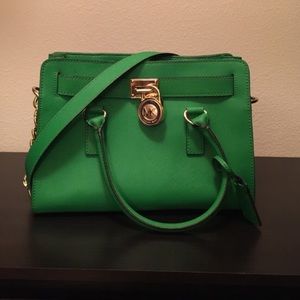 🎉Final Price Drop🎉 Michael Kors Hamilton Bag
