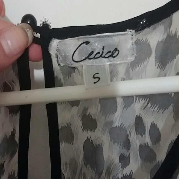 Blouse - Picture 3 of 4