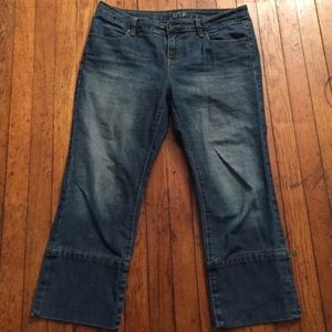 Apt.9 boot cut Capri