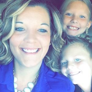 Meet your Posher, Angela