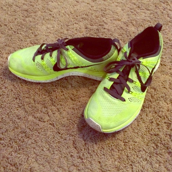 Nike lunar