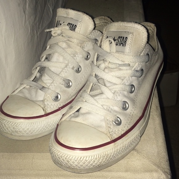 Converse low top white sneakers size 6