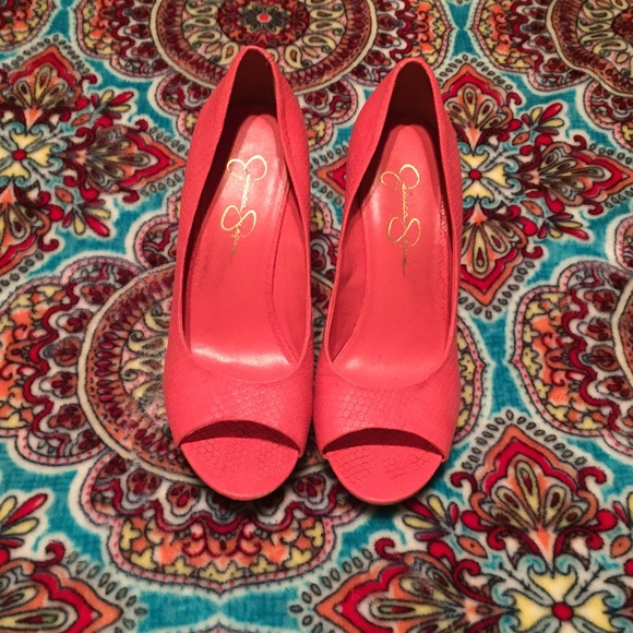Jessica Simpson Wedges