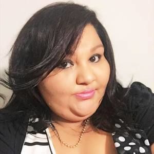 Meet your Posher, Ivette