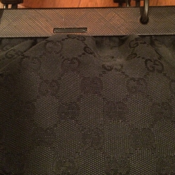 Authentic Vintage Gucci bag - Picture 2 of 3