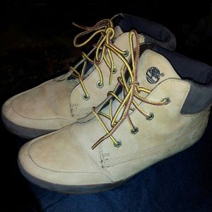 Khaki Timberland Ankle  Boots