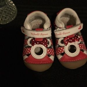 Stride right Minnie Mouse shoes