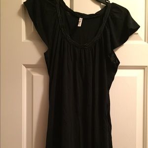 ❌Sold❌Flowy black top
