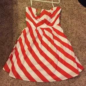 Size Medium Red White Strapless Dress Francesca's