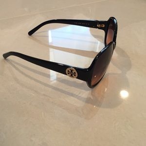 Tory burch sunglasses