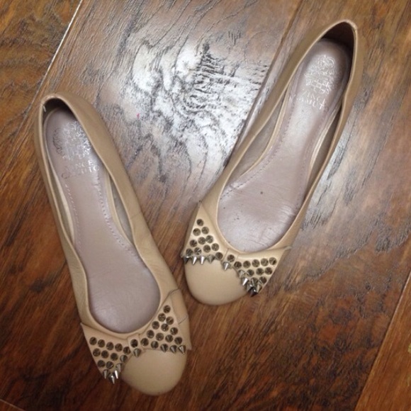Vince Camuto Flats