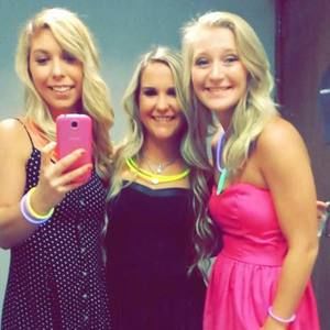 Meet your Posher, Nicolle