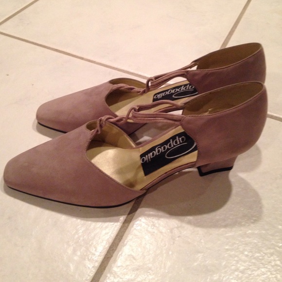 Taupe suede shoes. 2" heel